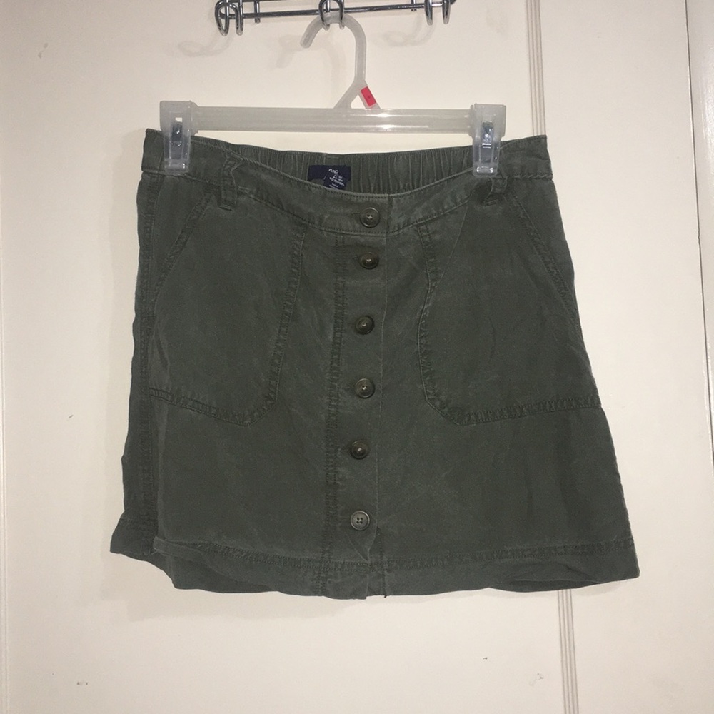 High waisted skirt